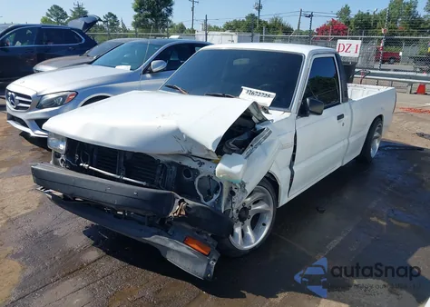 1993 Mazda B2200 Short Bed из США, поврежденный, VIN JM2UF1132P0370659